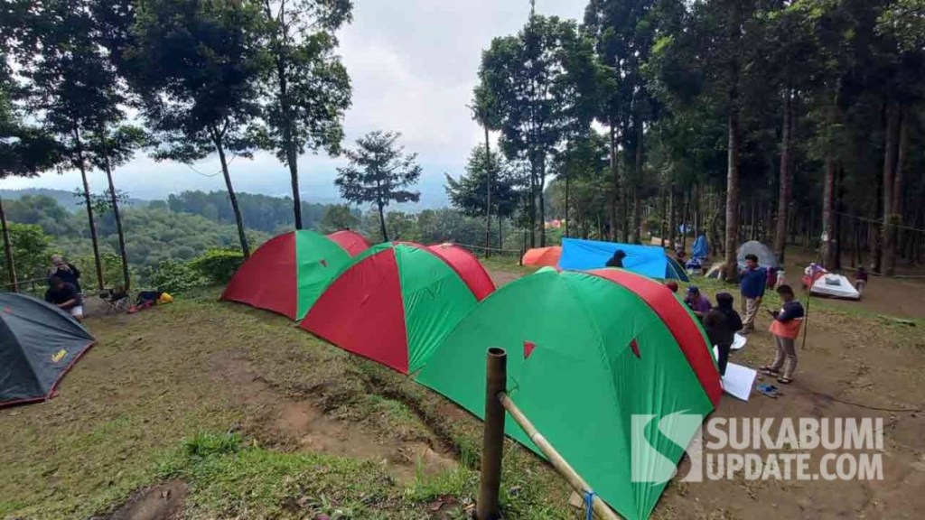 Picture of: Tips Camping di Musim Hujan, Perhatikan Pemilihan Tempat dan